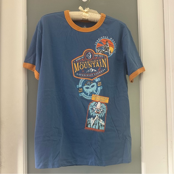 NWT Disney Animal Kingdom Expedition Everest T-shirt - Picture 1 of 6